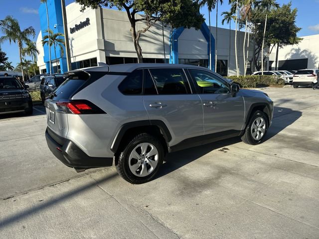 Used 2023 Toyota RAV4 LE image 14