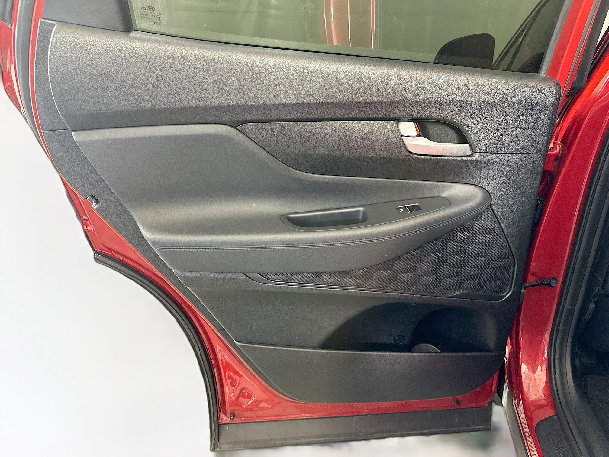 Used 2019 Hyundai Santa Fe SEL FWD image 26