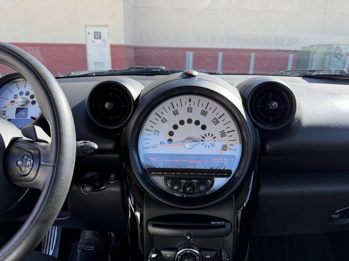 Used 2014 MINI Cooper Countryman S FWD image 16