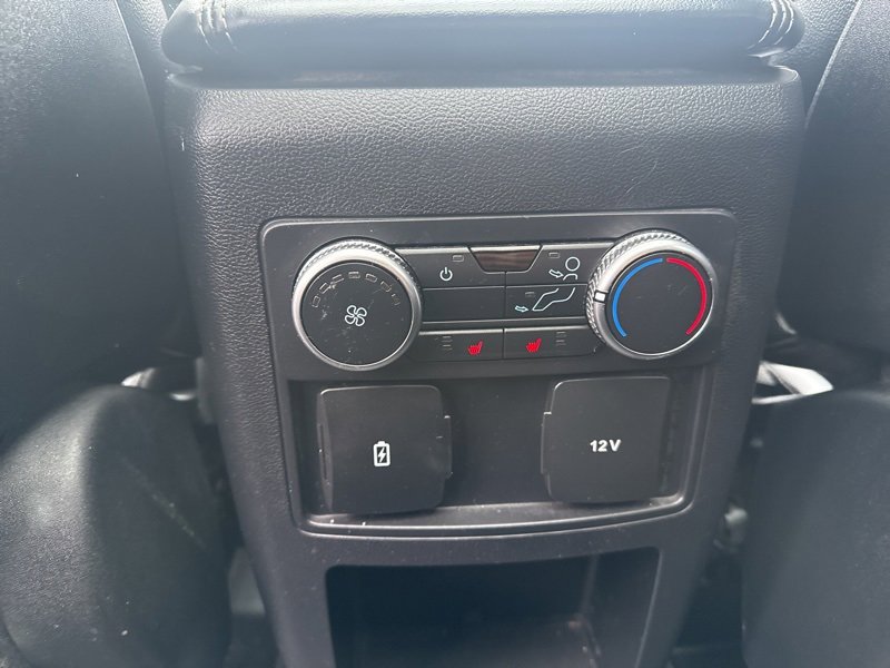 Used 2020 Ford Explorer XLT w/ Equipment Group 202A image 24
