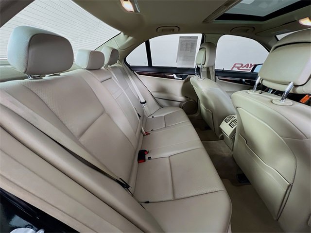 Used 2014 Mercedes-Benz C 300 4MATIC Sedan image 39
