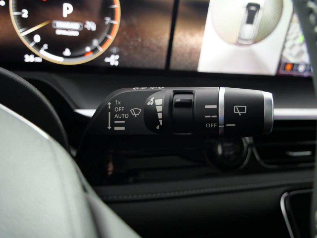 New 2027 INFINITI QX80 Luxe w/ Cargo Package AWD/4WD image 30