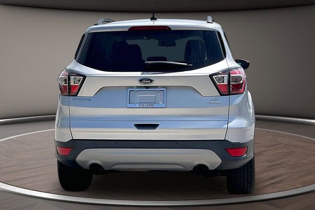 Used 2017 Ford Escape SE w/ Equipment Group 201A image 4