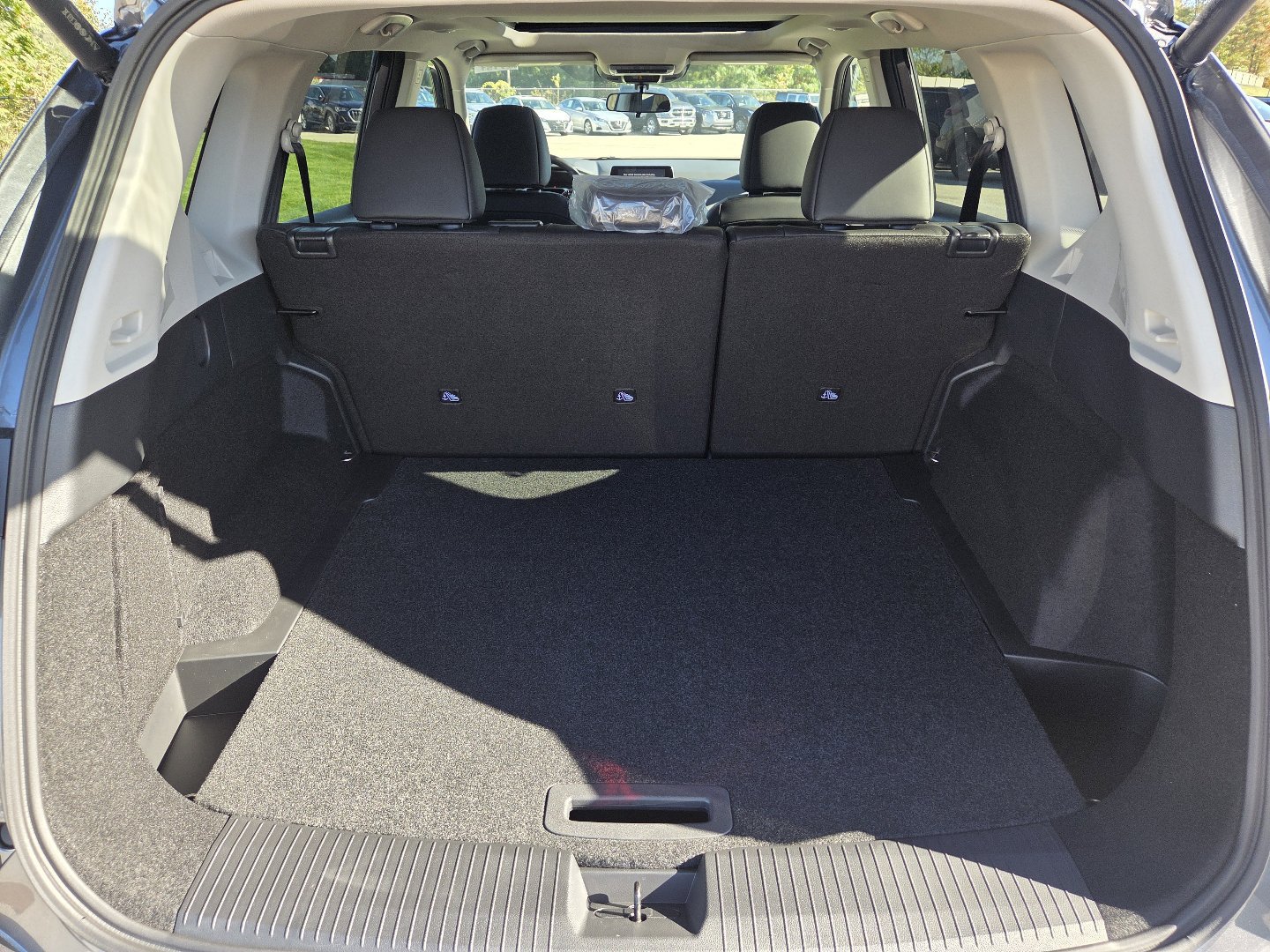 New 2027 Nissan Rogue Dark Armor AWD/4WD image 23