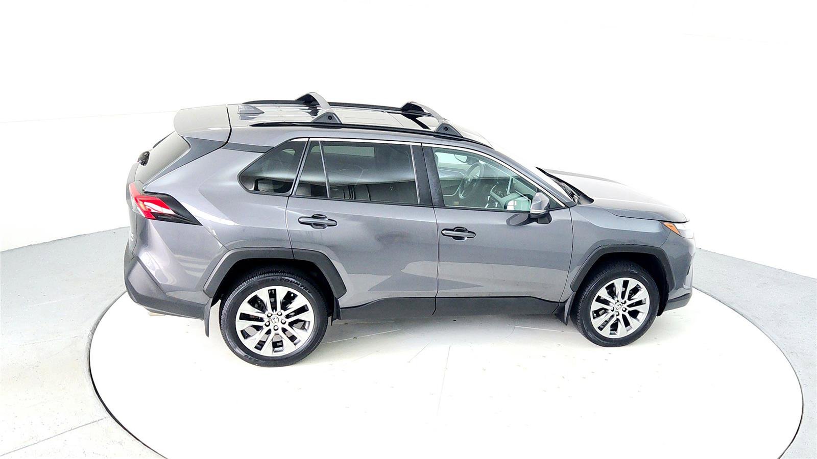 Certified 2022 Toyota RAV4 XLE Premium image 18