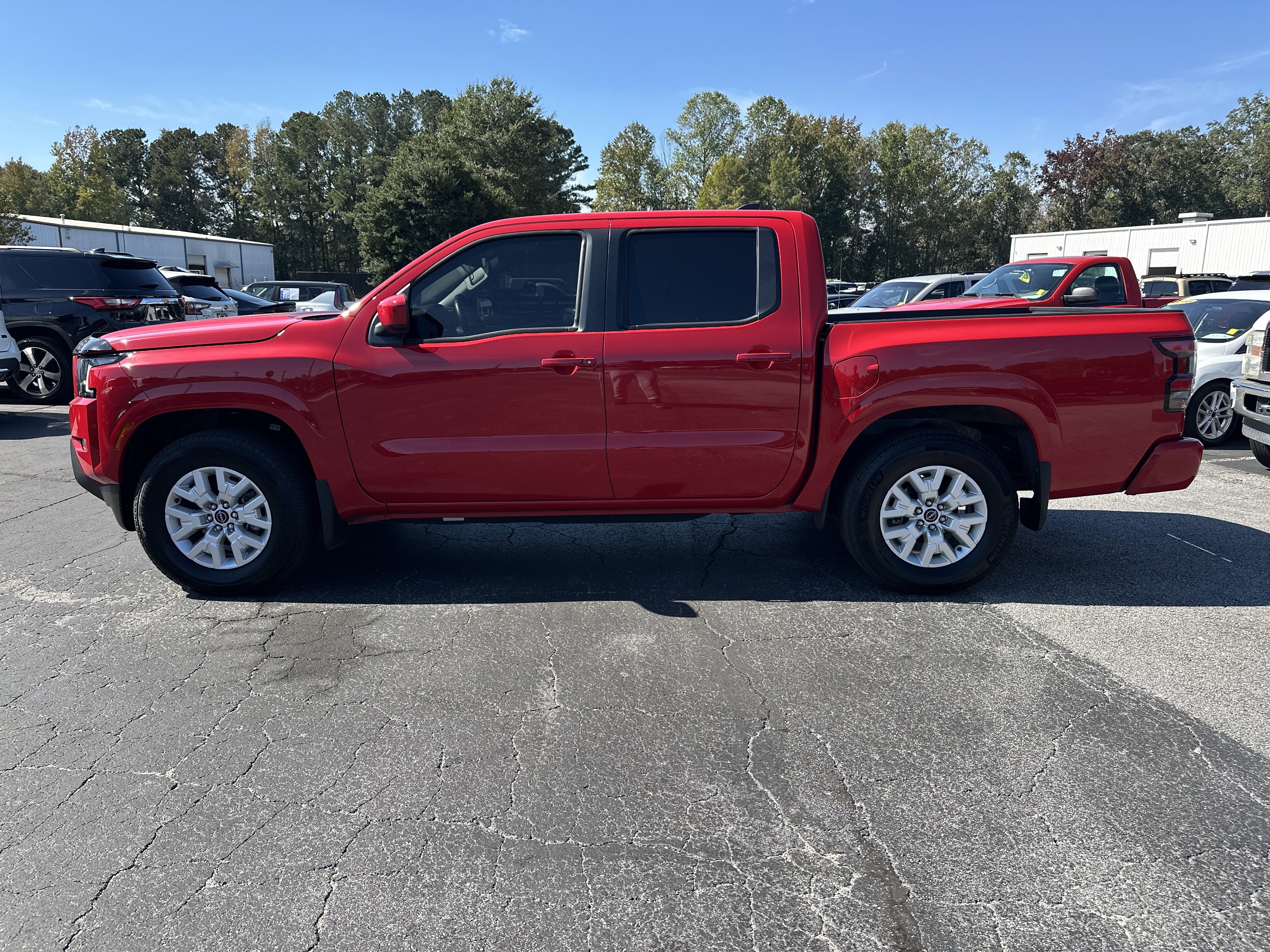 Used 2024 Nissan Frontier SV w/ SV Convenience Package image 5