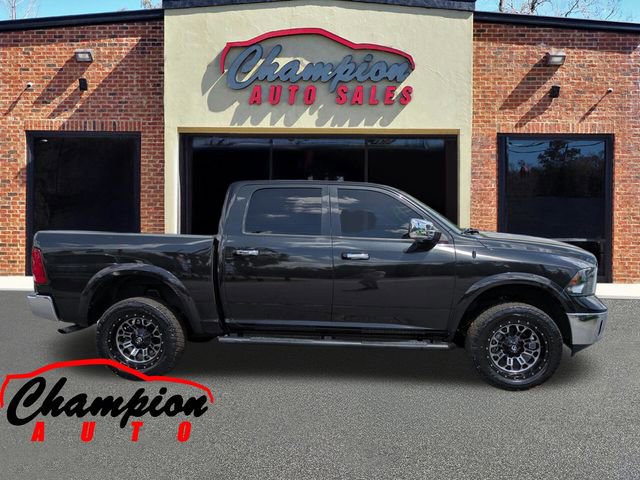 Used 2018 RAM 1500 SLT RWD image 4