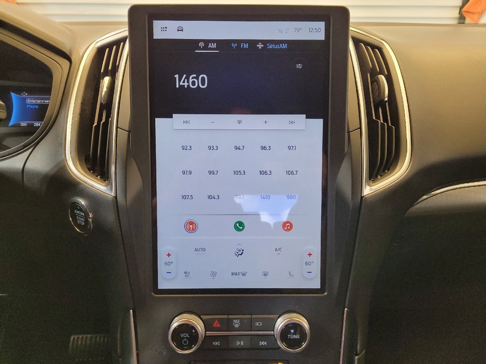 Used 2024 Ford Edge Titanium image 25