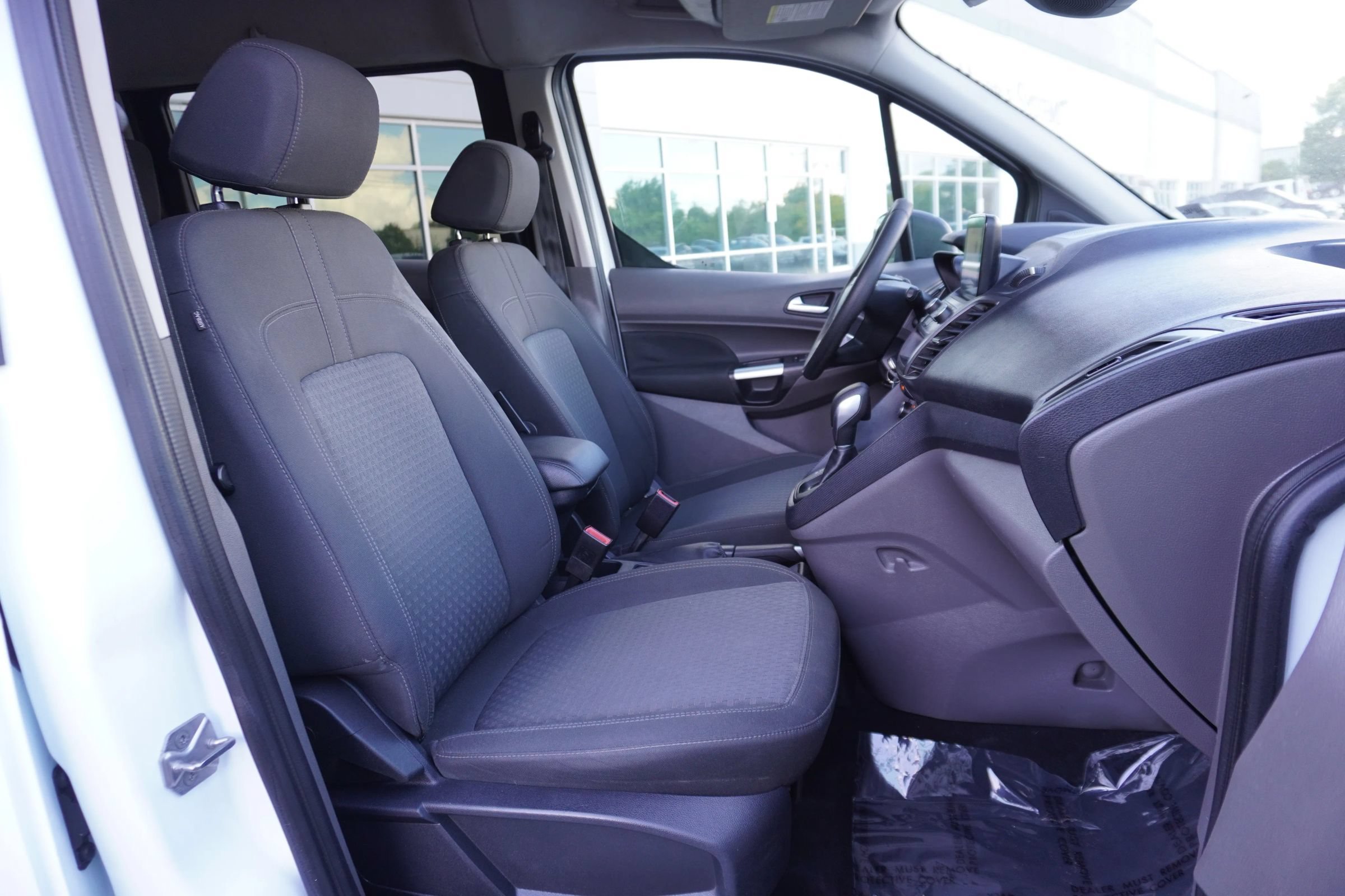 Used 2021 Ford Transit Connect XLT FWD image 14