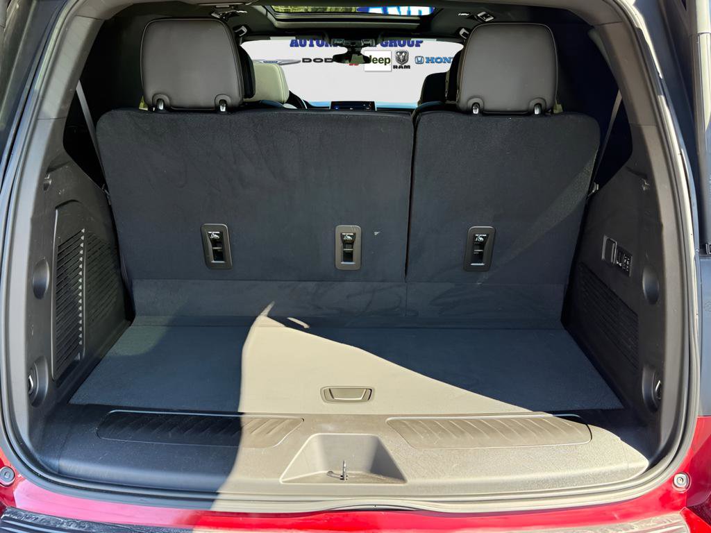 Used 2021 Chevrolet Tahoe LT w/ Luxury Package image 34