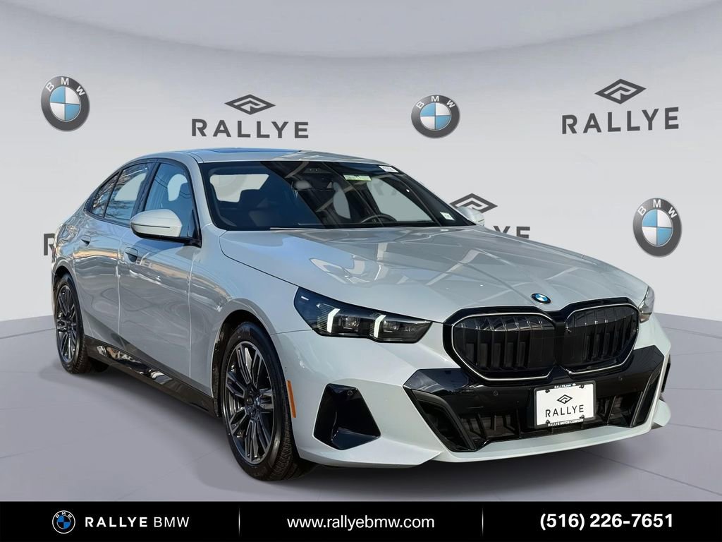 New 2026 BMW 530i xDrive w/ M Sport Package image 1