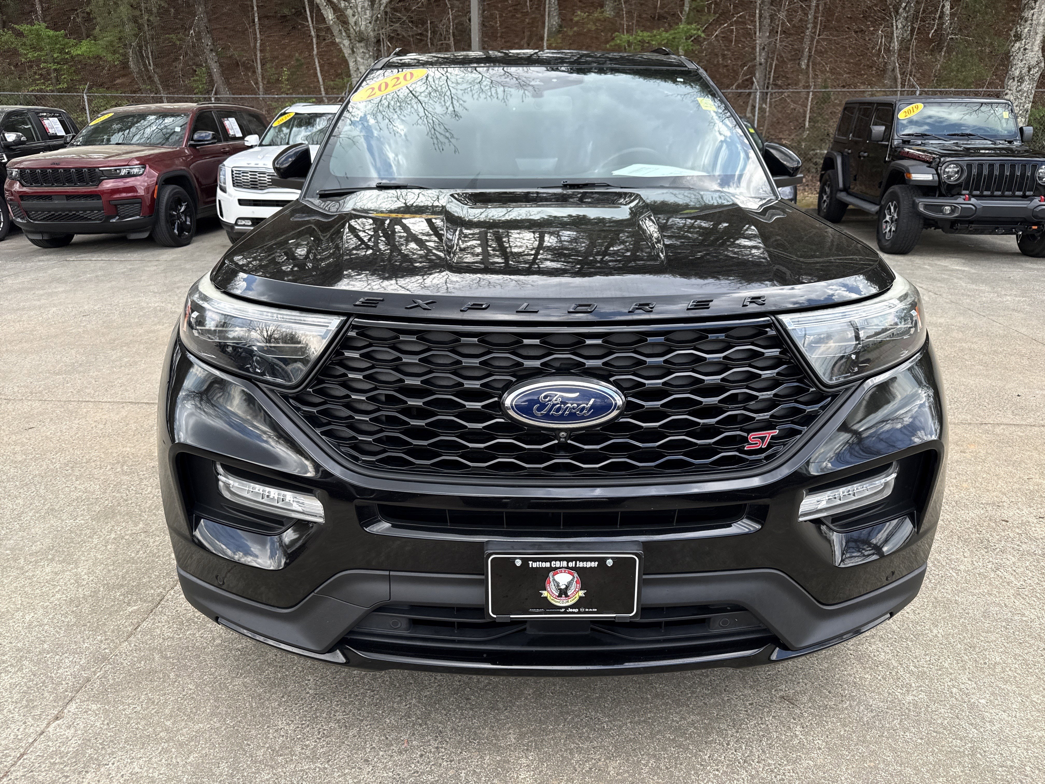 Used 2020 Ford Explorer ST w/ ST Street Pack image 2
