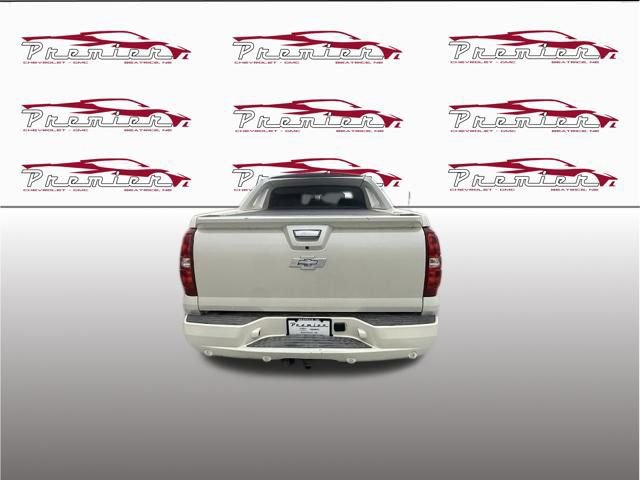 Used 2012 Chevrolet Avalanche LTZ AWD/4WD image 7