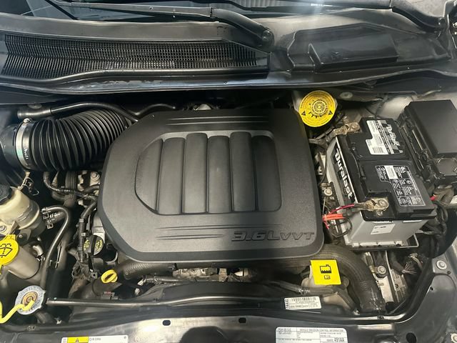 Used 2020 Dodge Grand Caravan SE FWD image 30