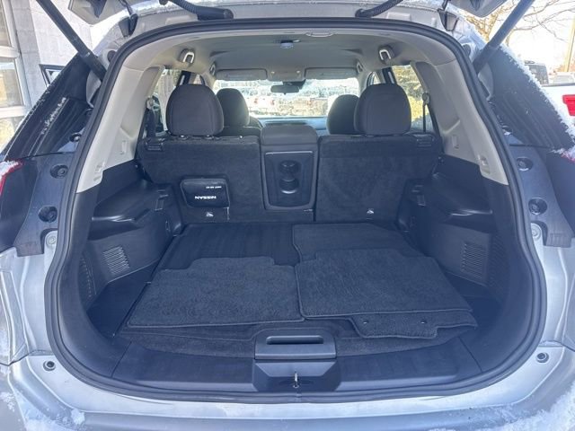 Used 2020 Nissan Rogue SV image 20