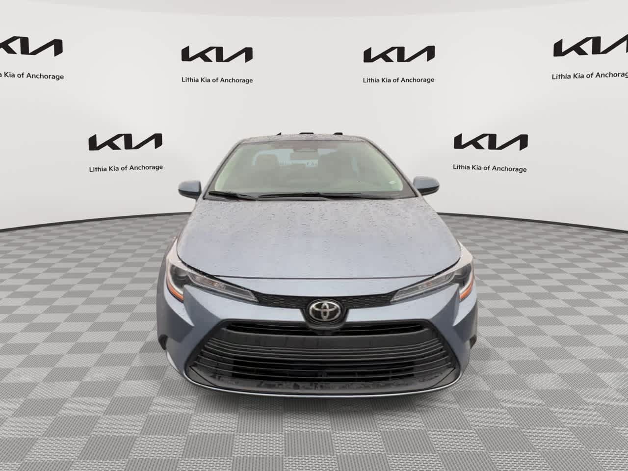 Used 2024 Toyota Corolla LE FWD image 3