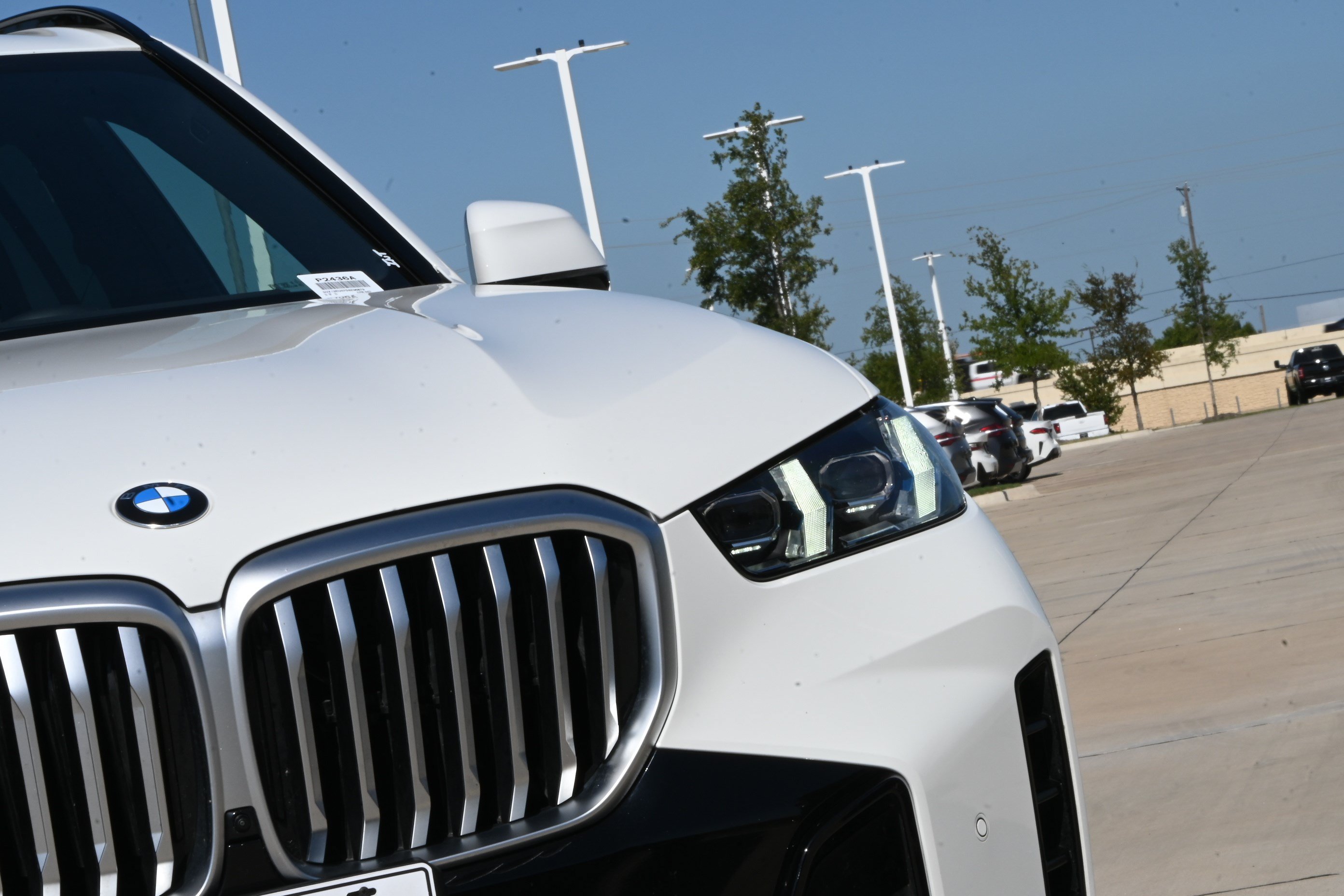Certified 2025 BMW X5 sDrive40i w/ M Sport Package RWD image 5