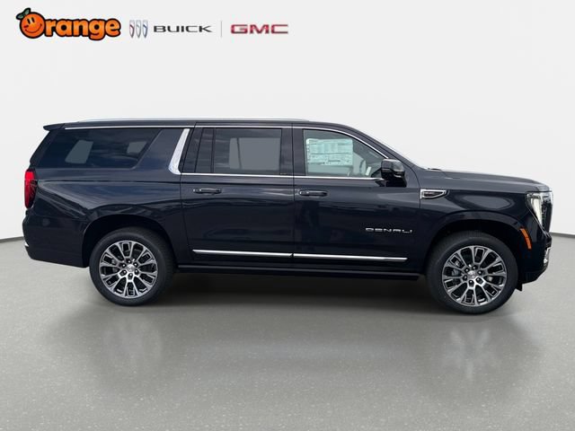 New 2026 GMC Yukon XL Denali w/ Sun & Power Step Package AWD/4WD image 2