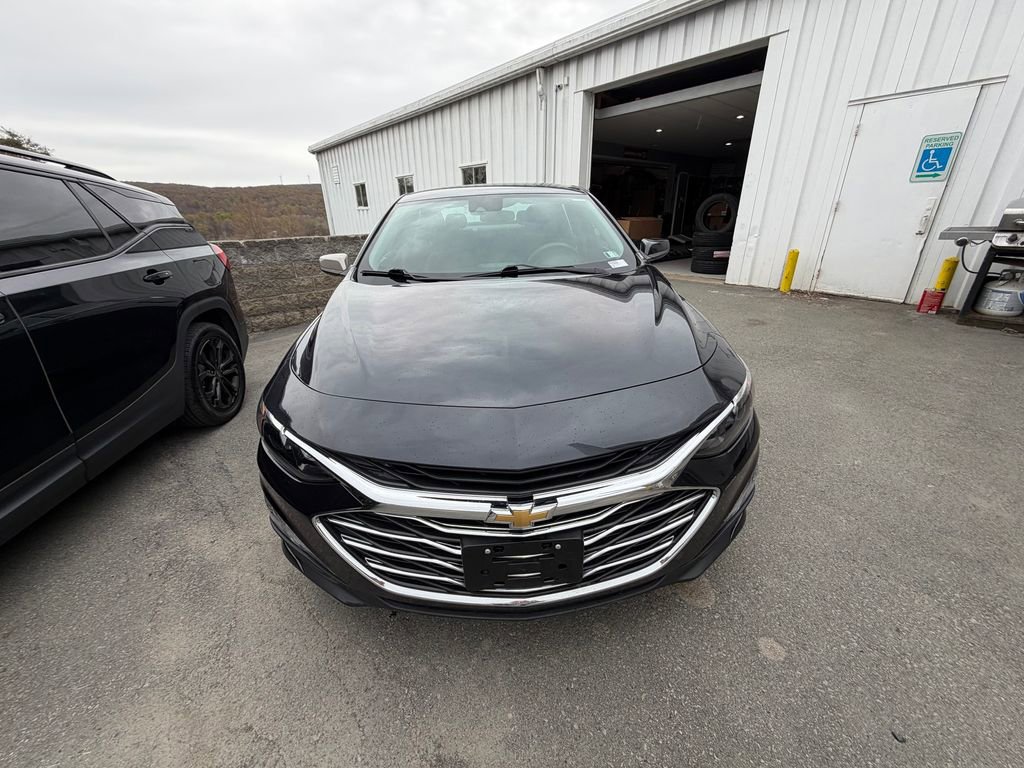 Used 2023 Chevrolet Malibu LT FWD image 9