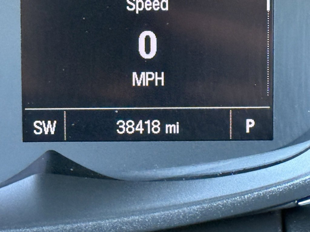 Used 2021 Chevrolet Trax LT w/ LT Convenience Package image 38