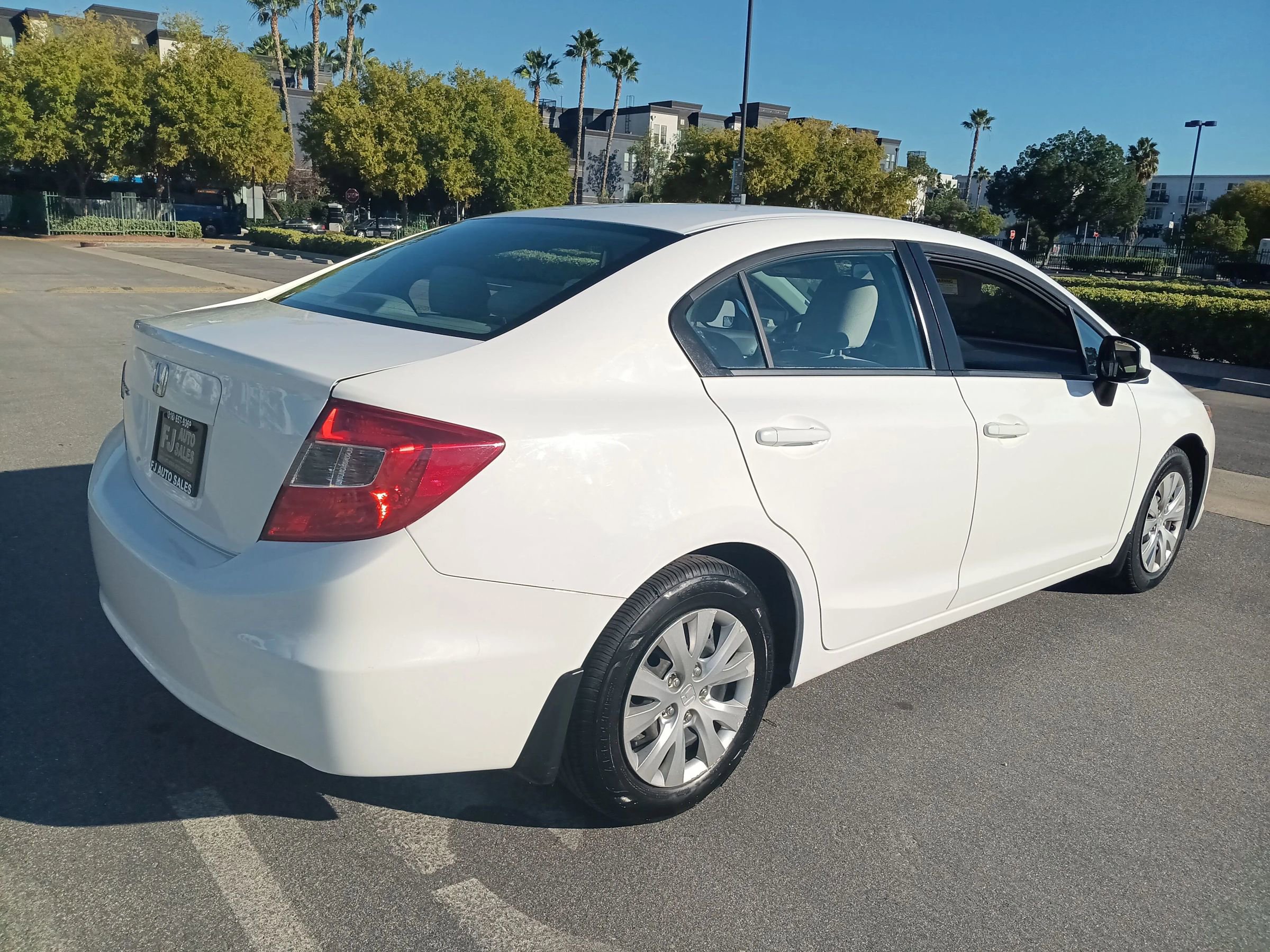 Used 2012 Honda Civic LX image 7