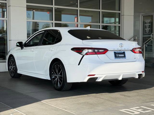 Certified 2023 Toyota Camry SE FWD image 9