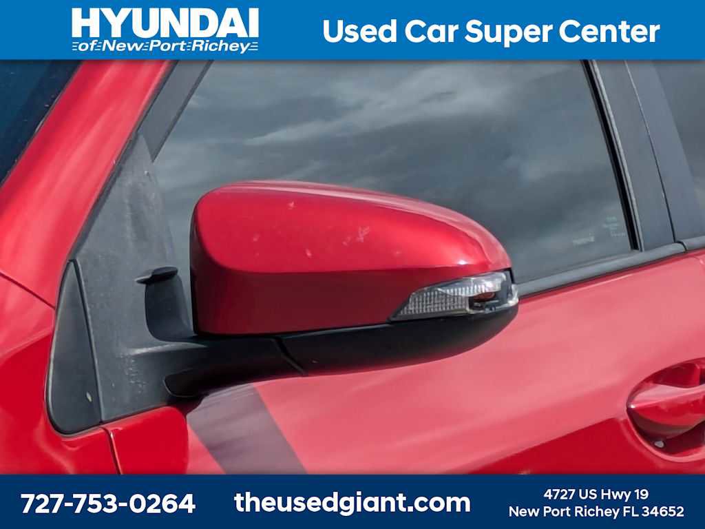 Used 2016 Toyota Corolla S image 11