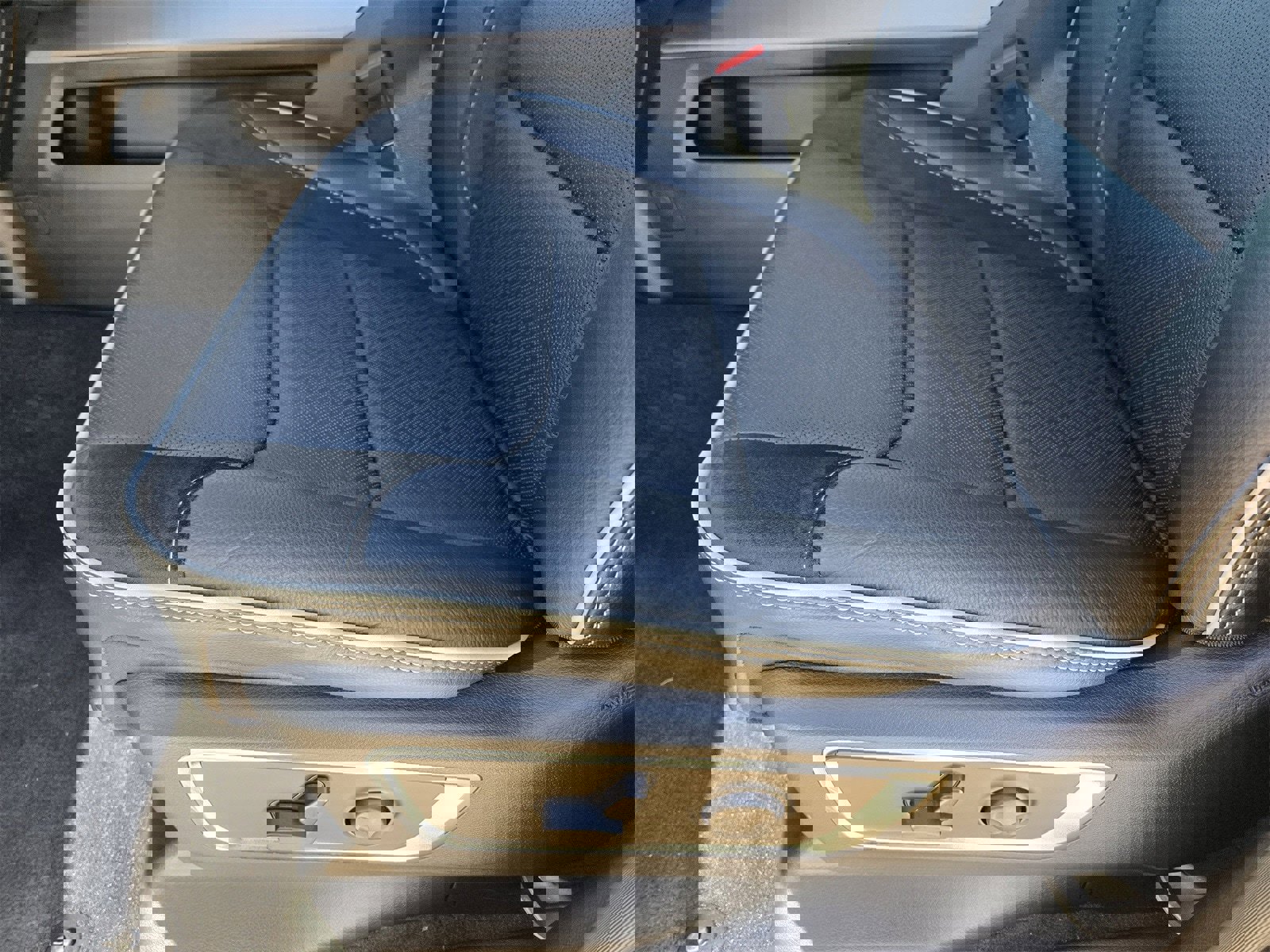 New 2026 RAM 1500 Laramie w/ Night Edition image 25