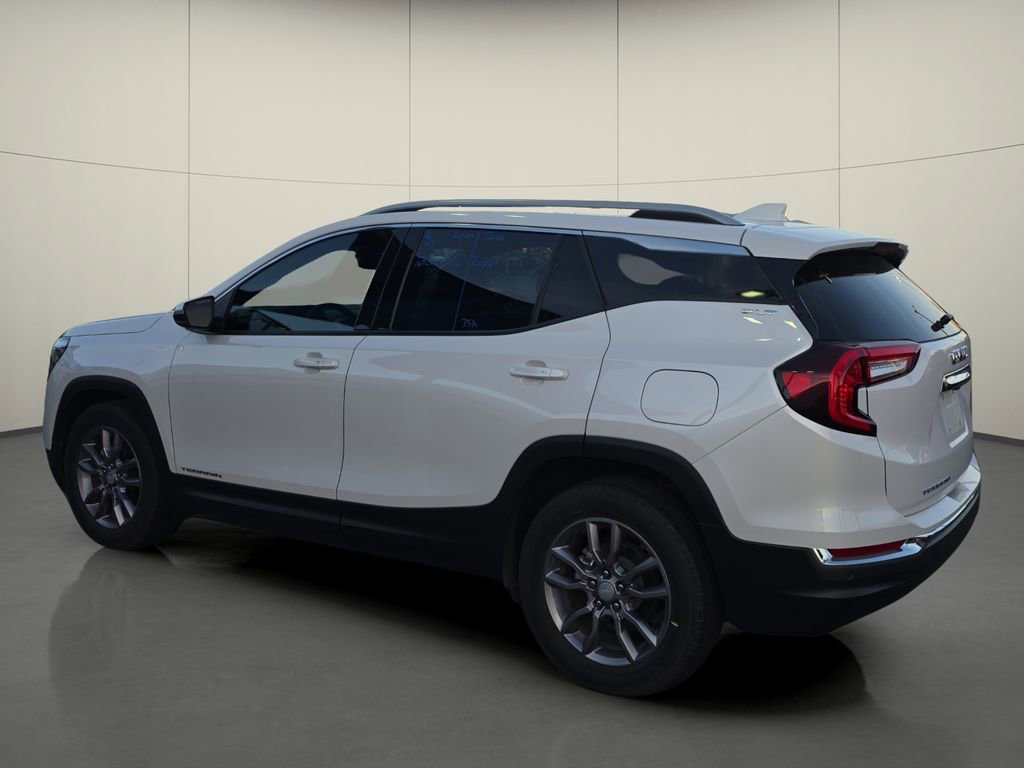 Used 2022 GMC Terrain SLT image 6