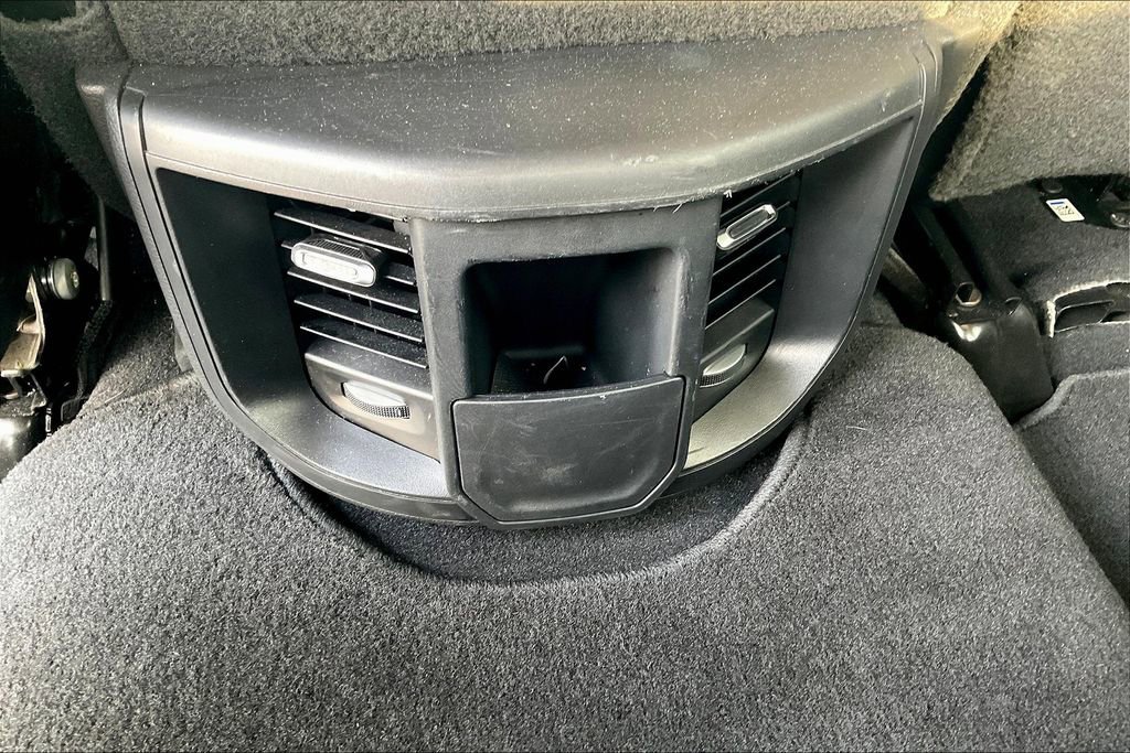 Used 2024 RAM 2500 Big Horn w/ Bed Utility Group image 32