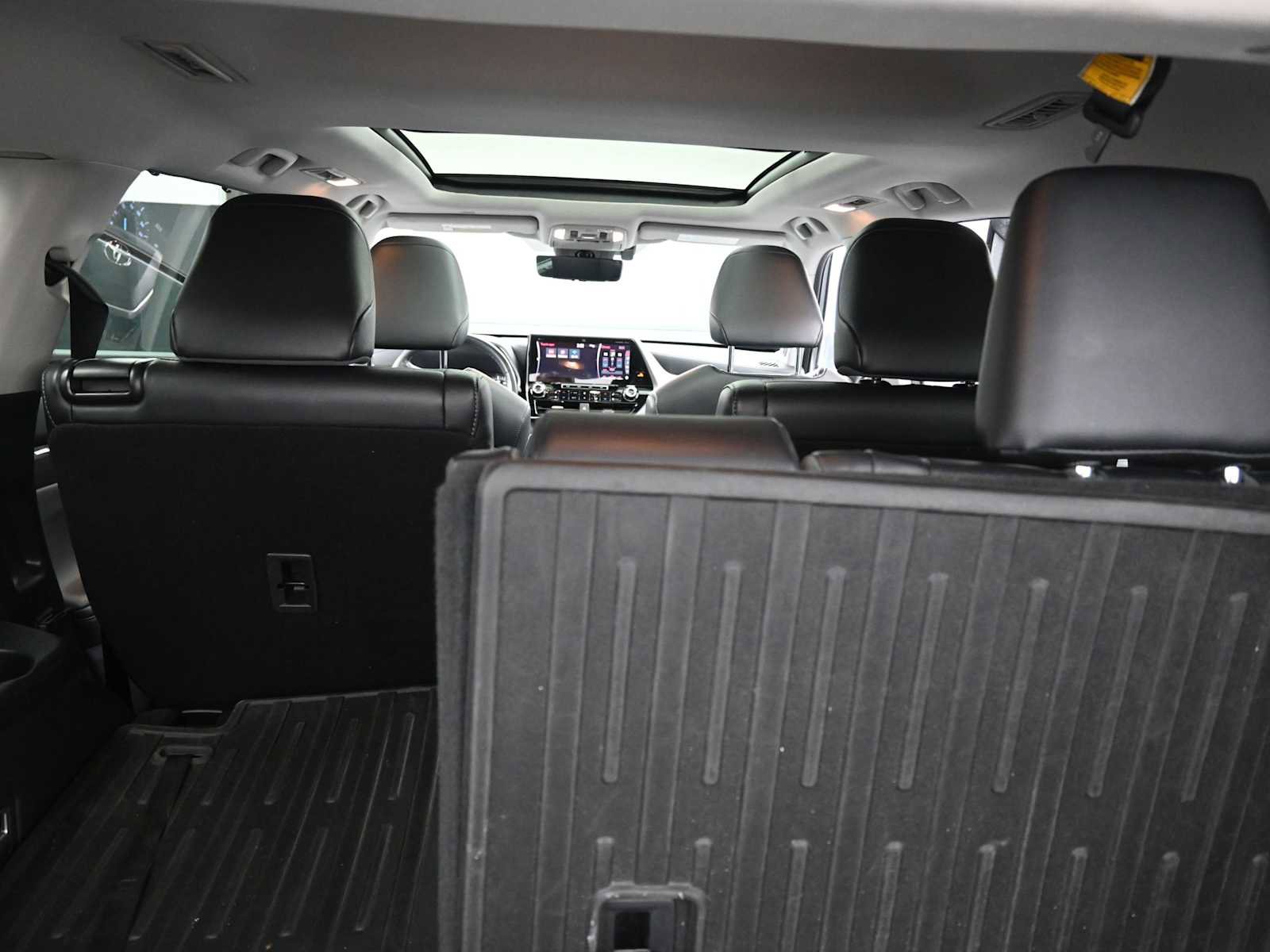 Used 2022 Toyota Highlander Platinum image 22