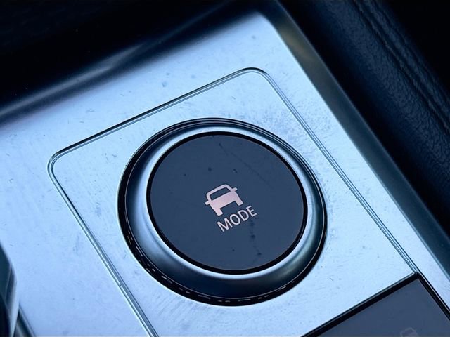 Used 2021 Jaguar F-PACE S image 29