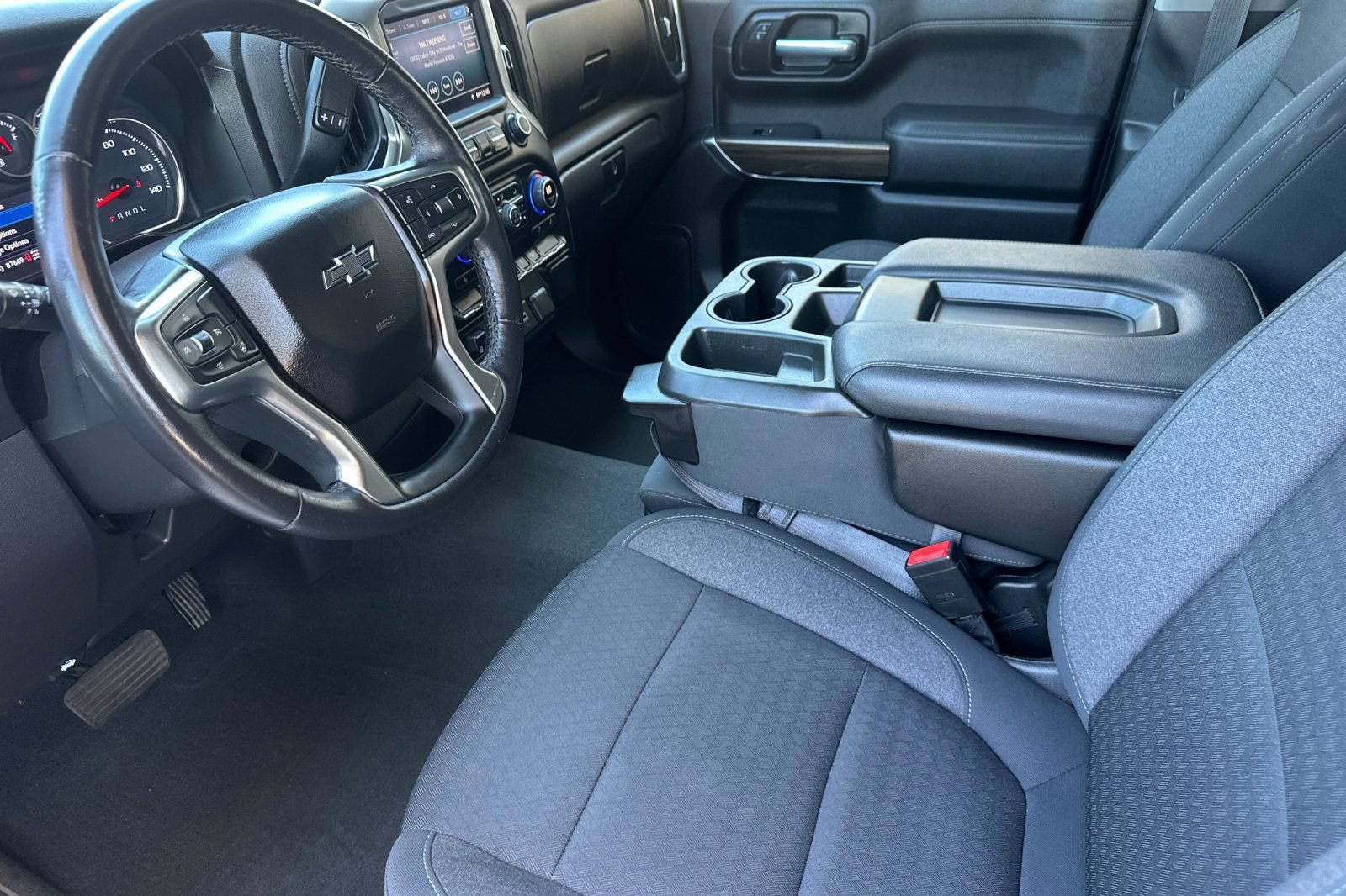 Used 2021 Chevrolet Silverado 1500 RST AWD/4WD image 10