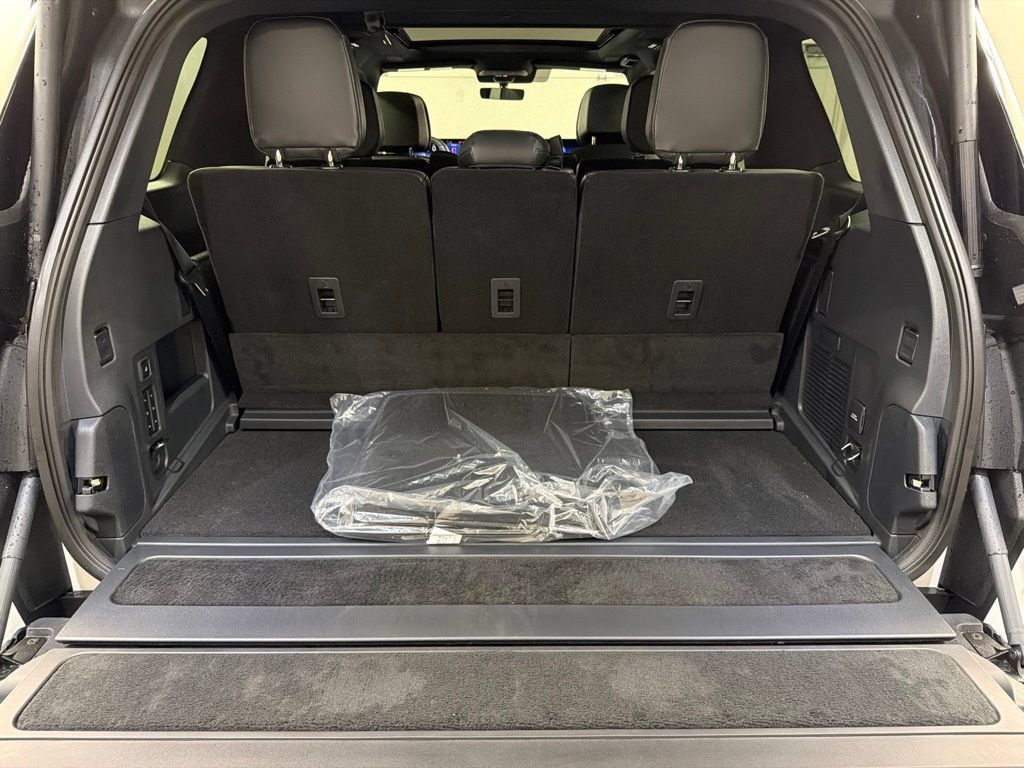 New 2026 Lincoln Navigator Reserve w/ Jet Appearance Package AWD/4WD image 41