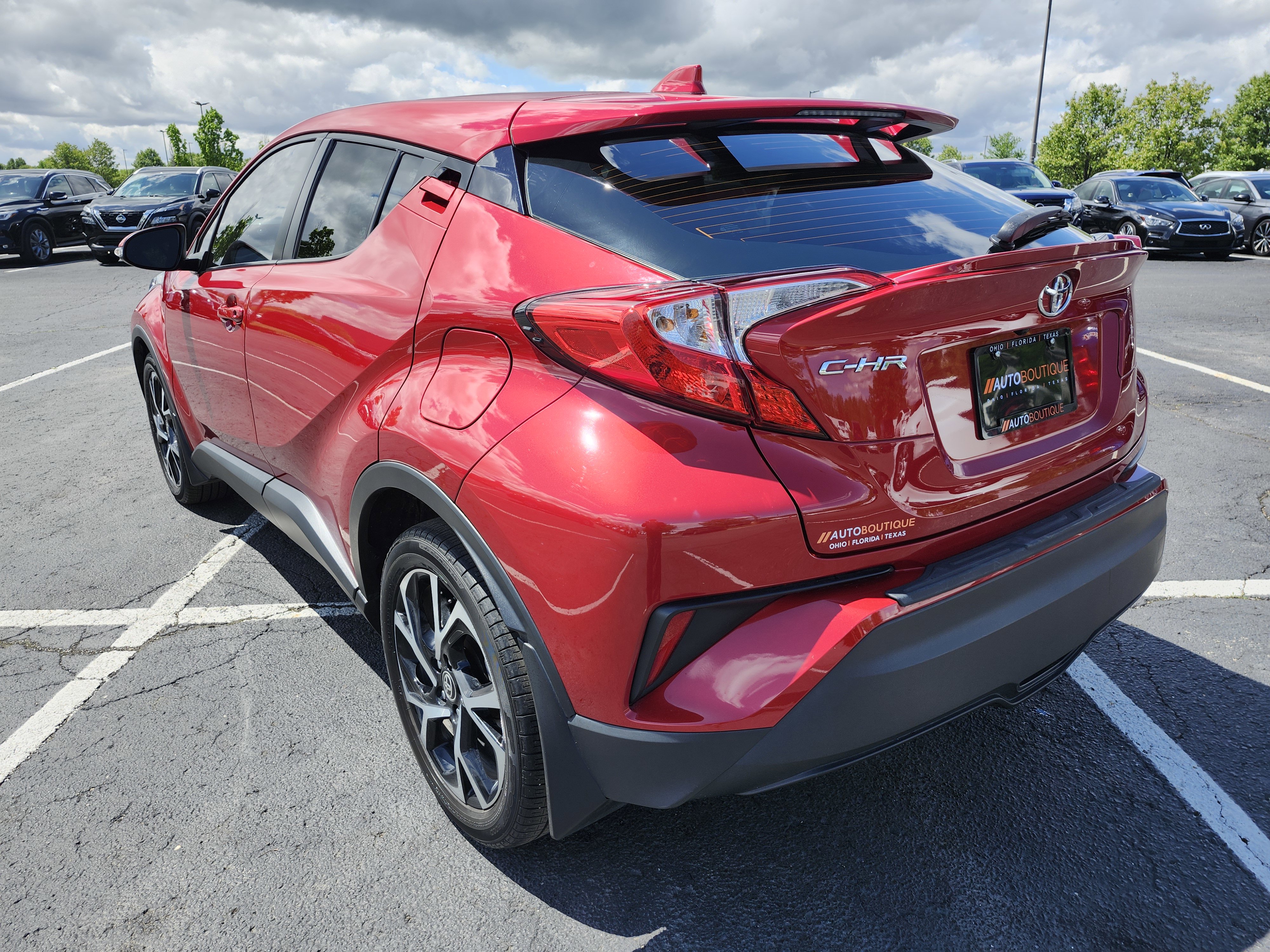 Used 2021 Toyota C-HR XLE FWD image 12