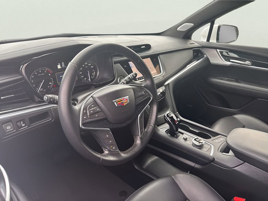 Used 2025 Cadillac XT5 Premium Luxury image 22