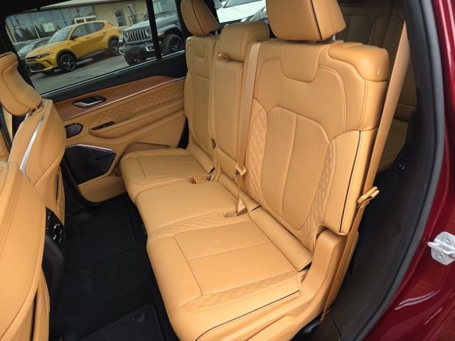 Used 2024 Jeep Grand Cherokee L Summit image 46