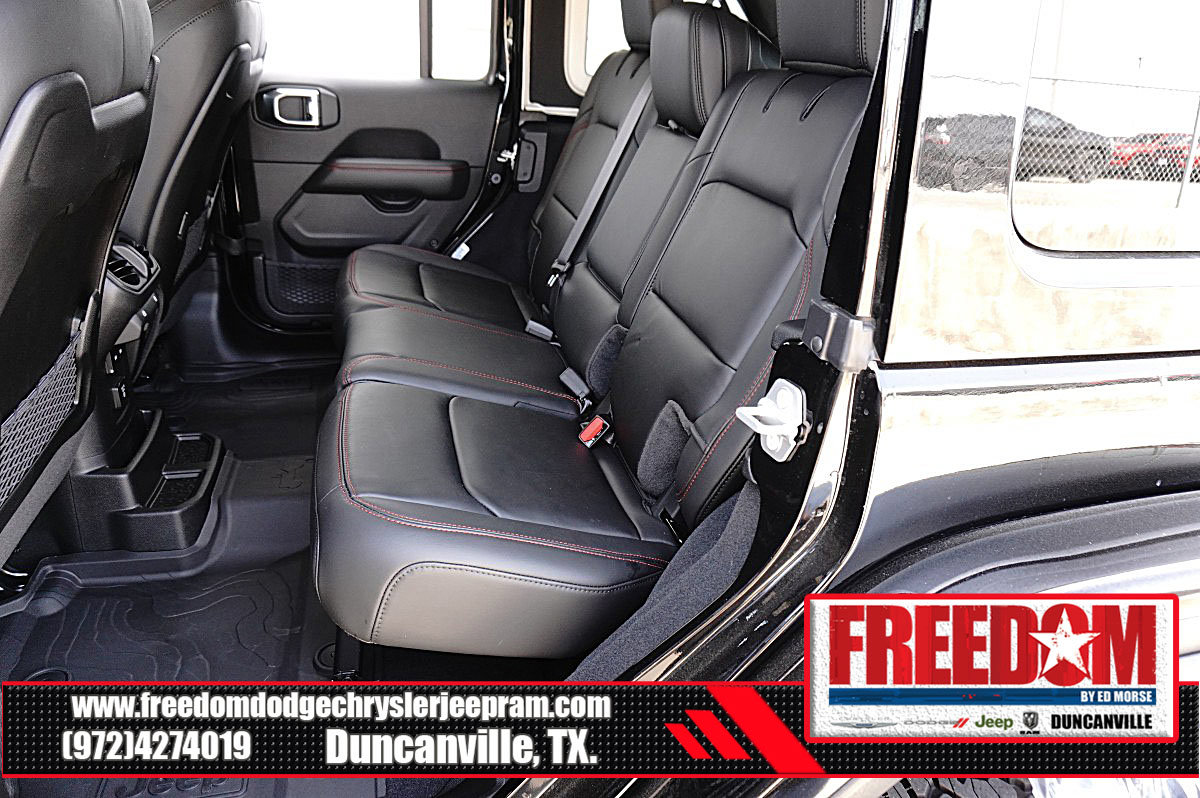 Certified 2026 Jeep Wrangler Unlimited Rubicon AWD/4WD image 14