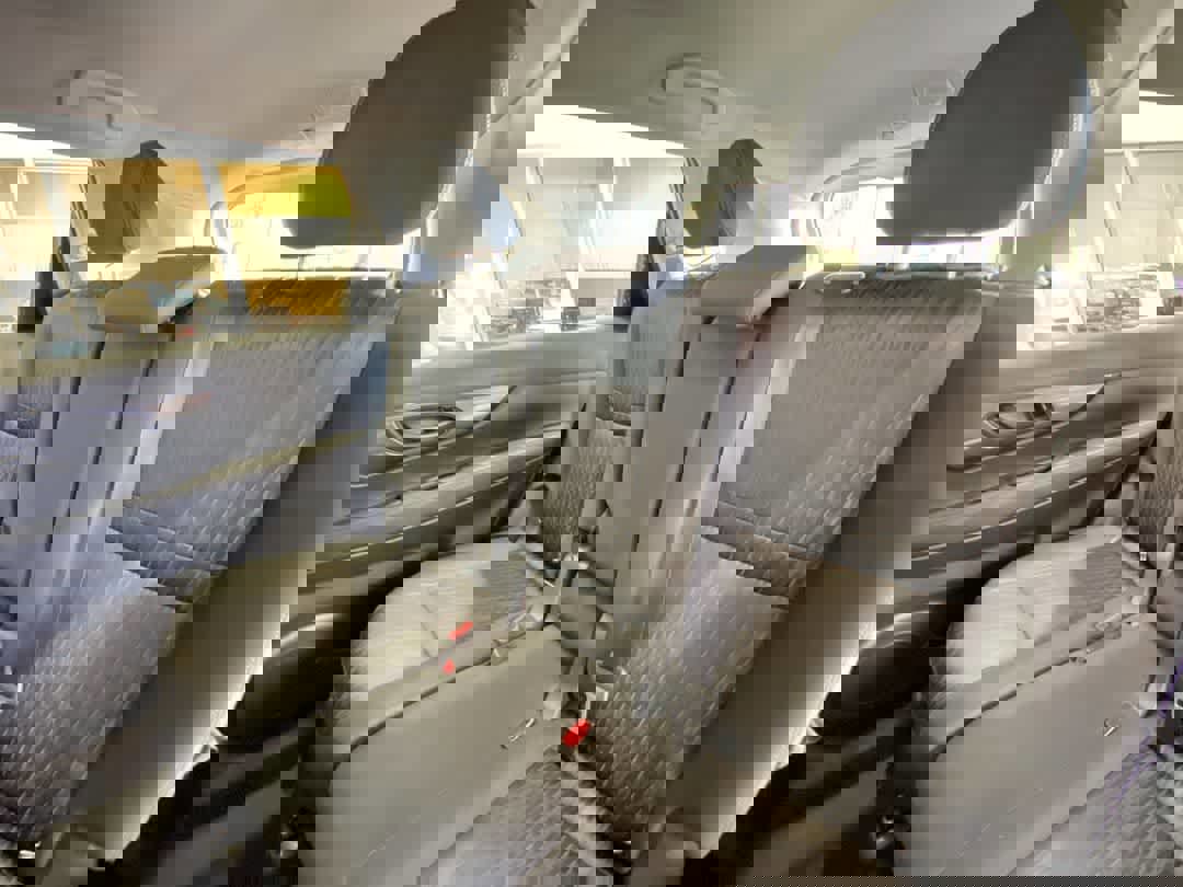 Used 2020 Nissan Rogue S image 24