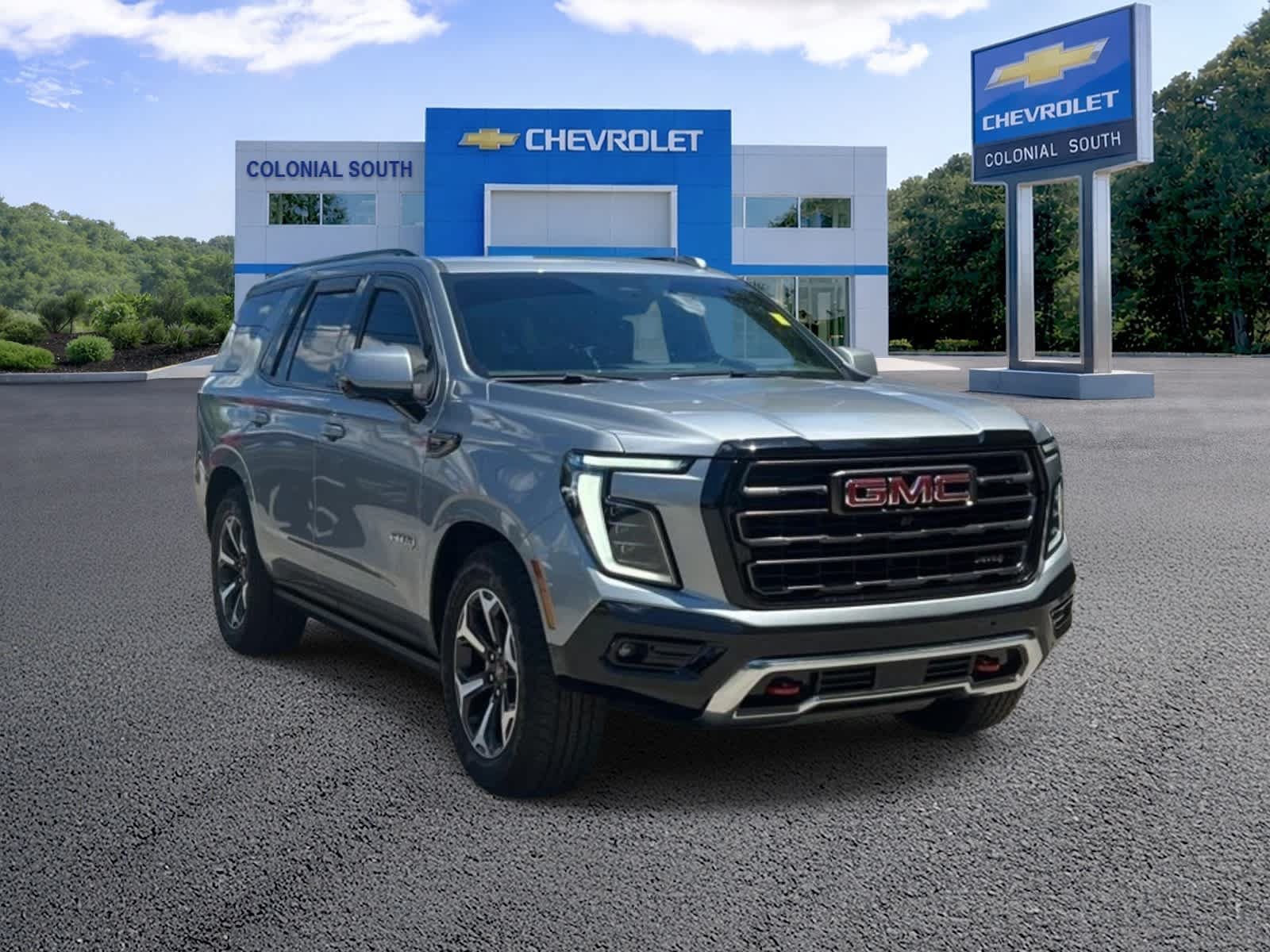 Certified 2025 GMC Yukon AT4 Ultimate w/ LPO, Floor Liner Package AWD/4WD image 8