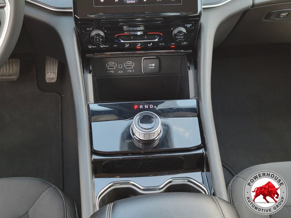 Used 2023 Jeep Grand Cherokee L Laredo AWD/4WD image 24
