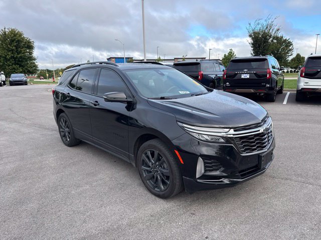 Used 2023 Chevrolet Equinox RS w/ RS Leather Package AWD/4WD image 1