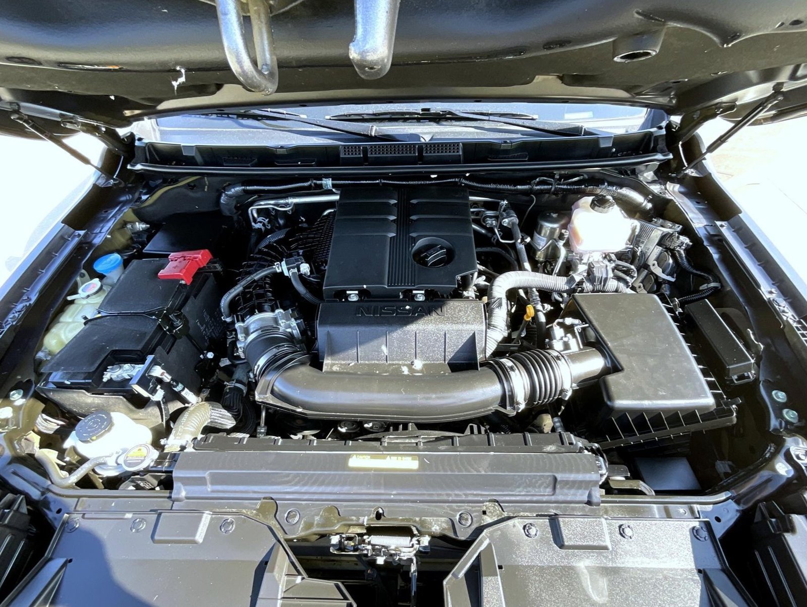 Used 2024 Nissan Frontier SV w/ Technology Package AWD/4WD image 26