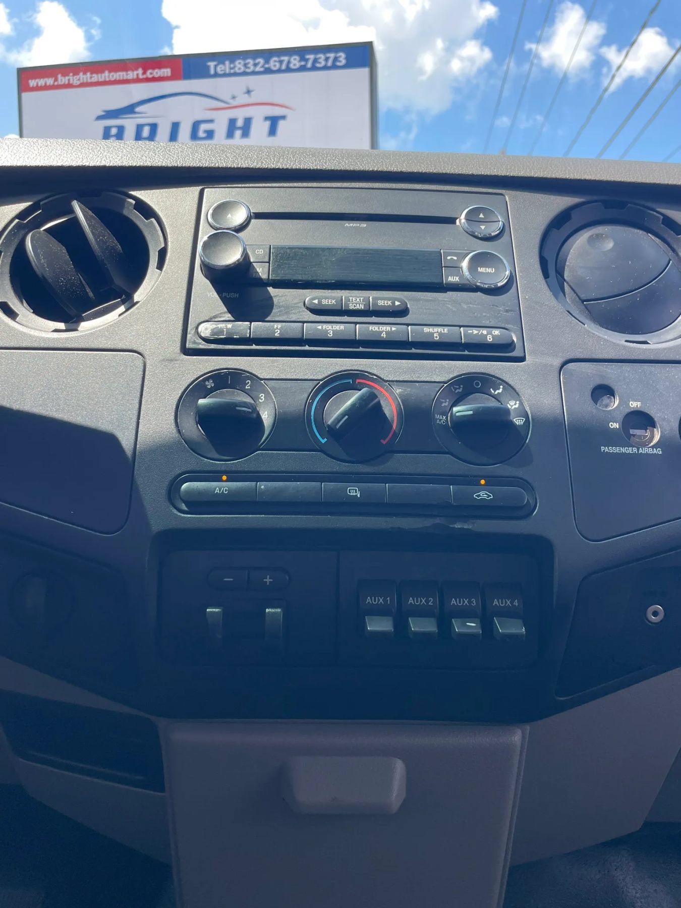 Used 2010 Ford F350 XLT RWD image 24