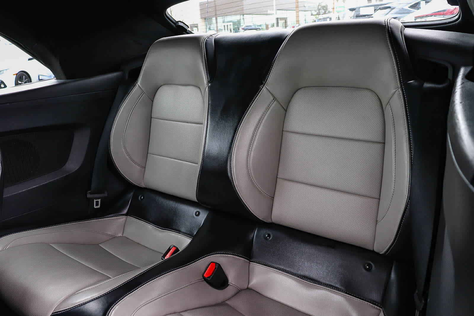 Used 2024 Ford Mustang Premium RWD image 30