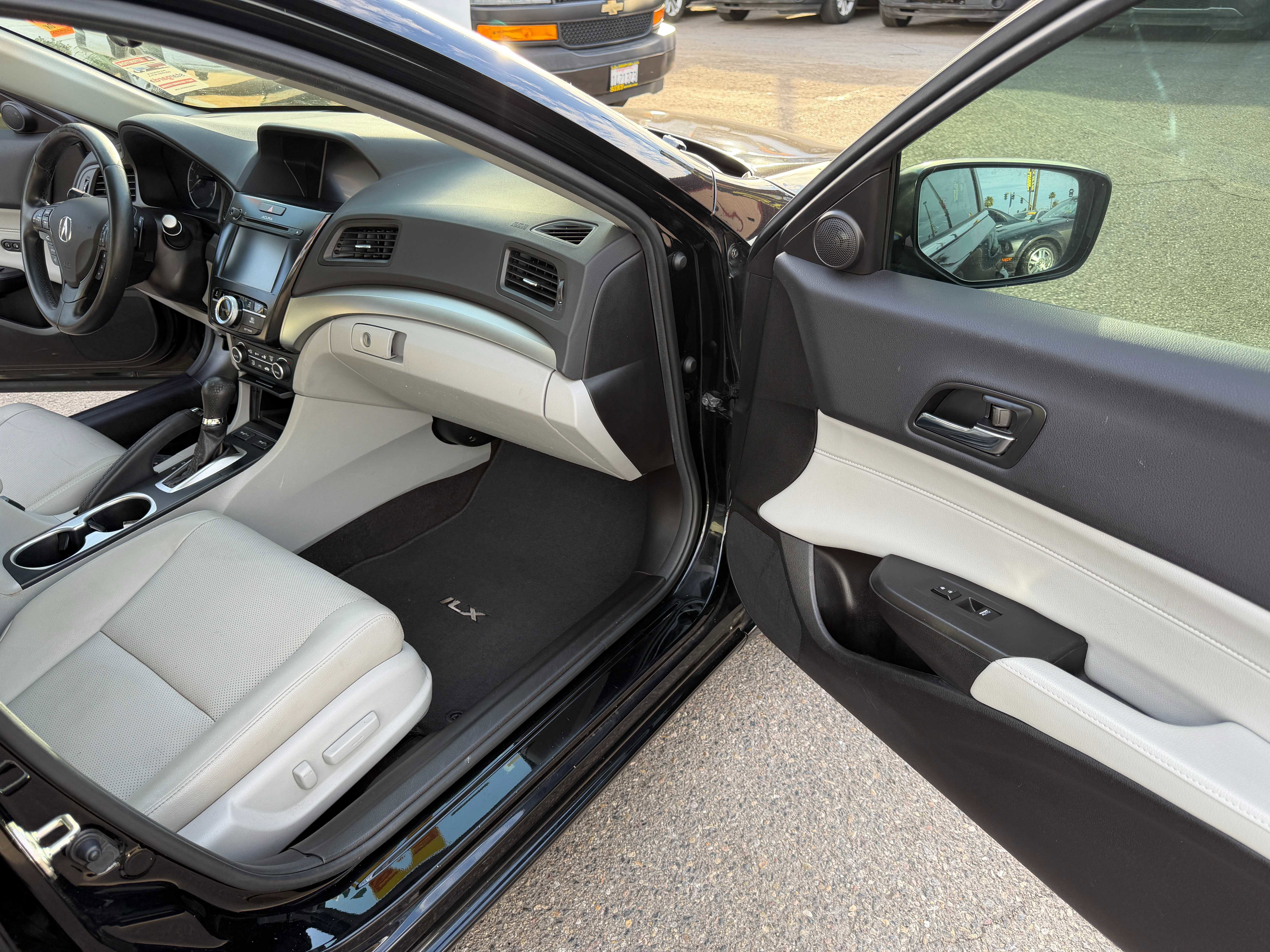 Used 2016 Acura ILX image 13