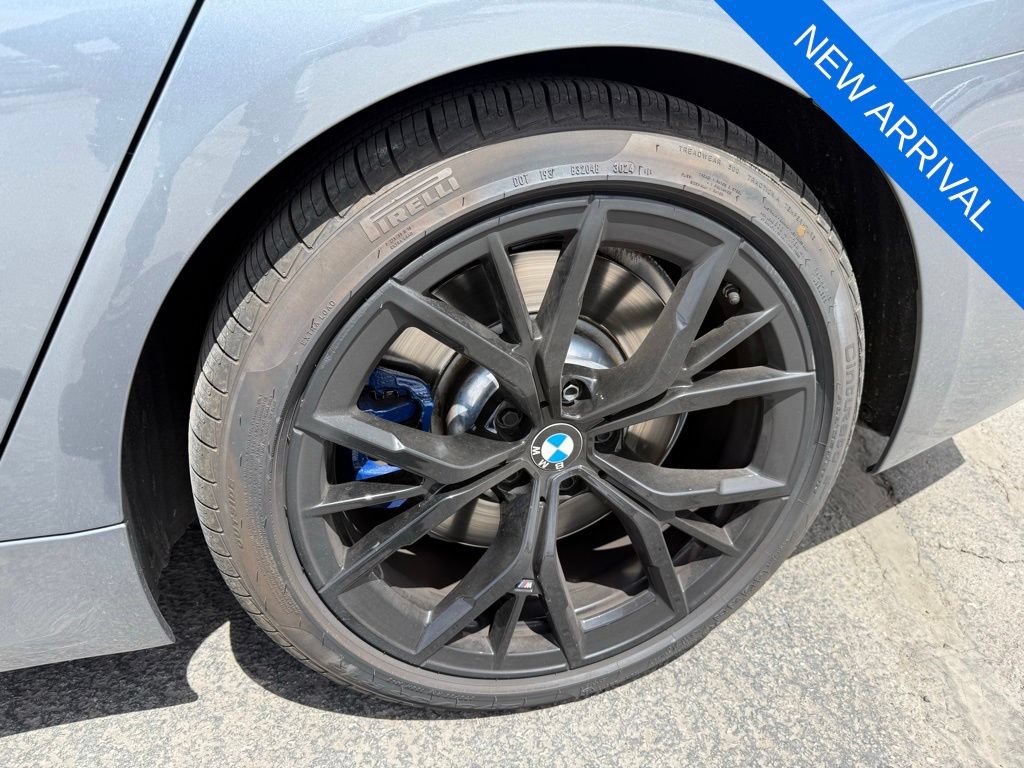 Used 2022 BMW M550i xDrive w/ Executive Package AWD/4WD image 9