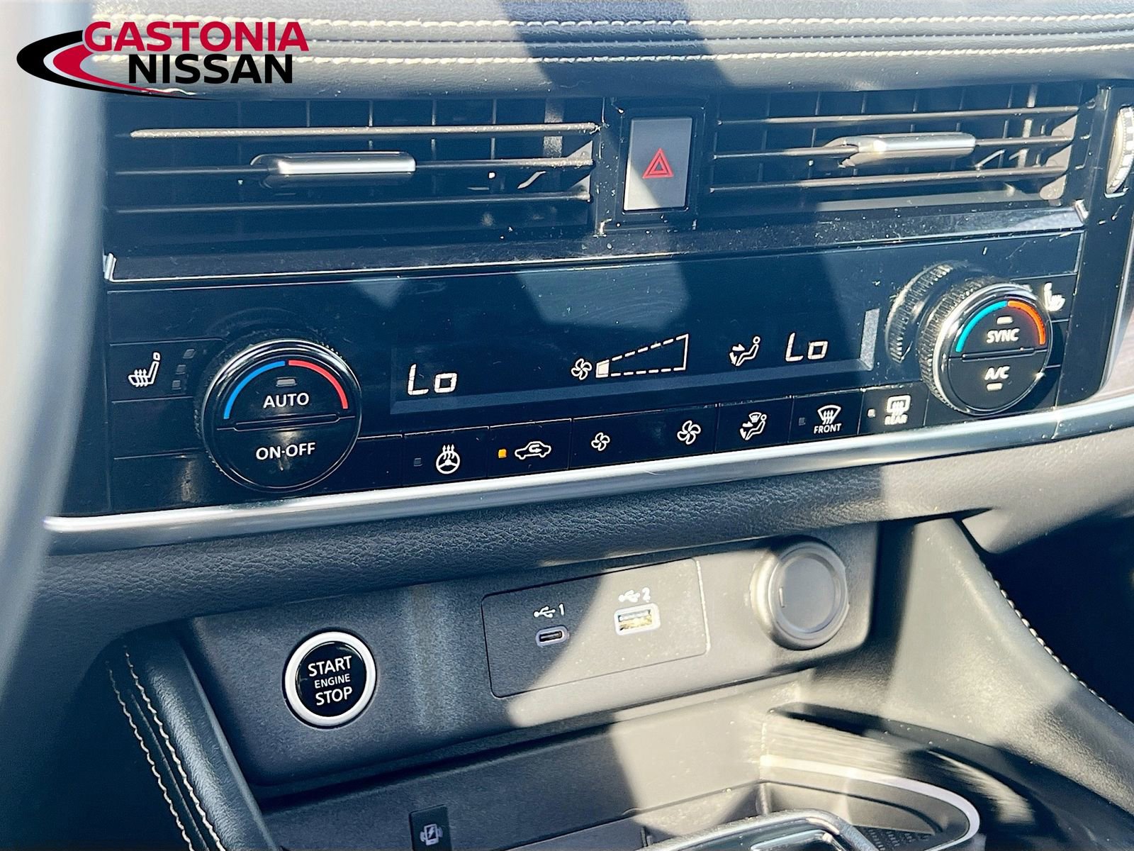 Used 2023 Nissan Rogue Platinum image 21