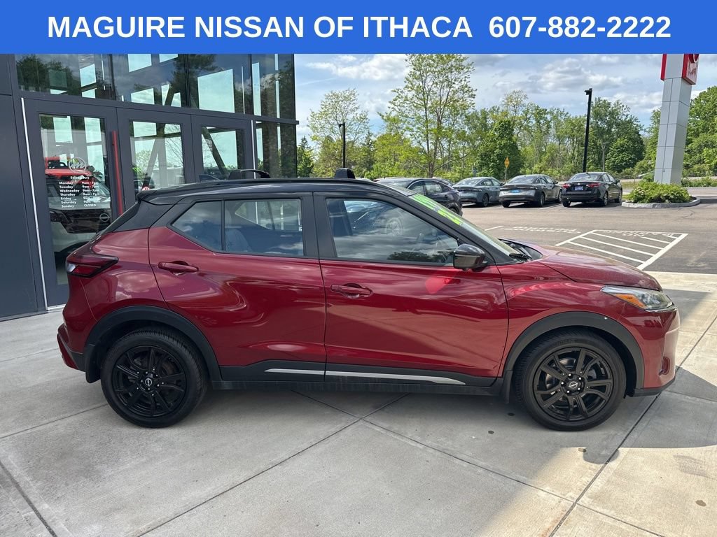 Used 2023 Nissan Kicks SR w/ SR Premium Package FWD image 4