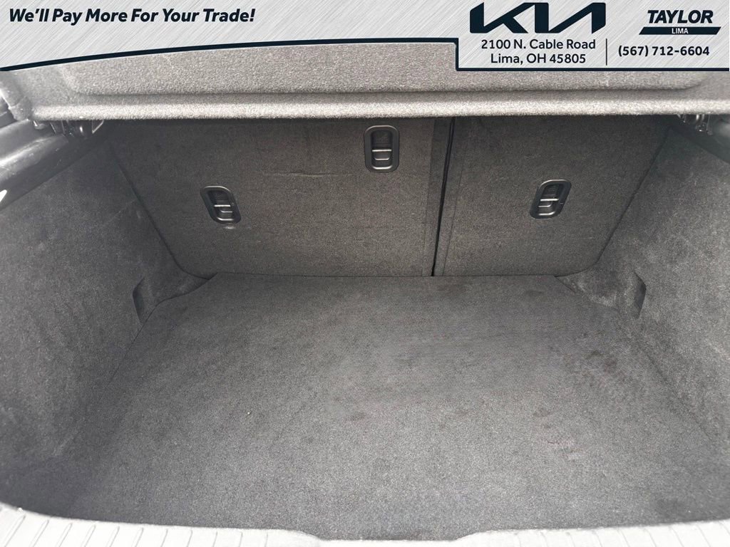Used 2024 MAZDA MAZDA3 s image 21